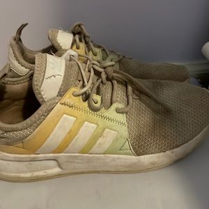 Adidas shoes | good condition | size 4.5